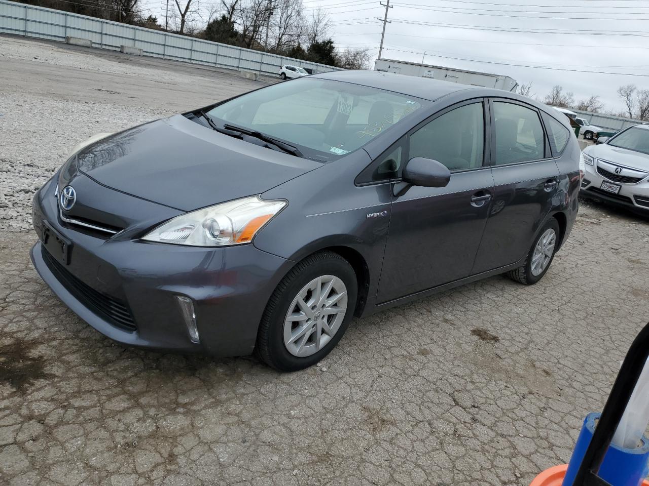 Toyota Prius V 2014 ZVW41L