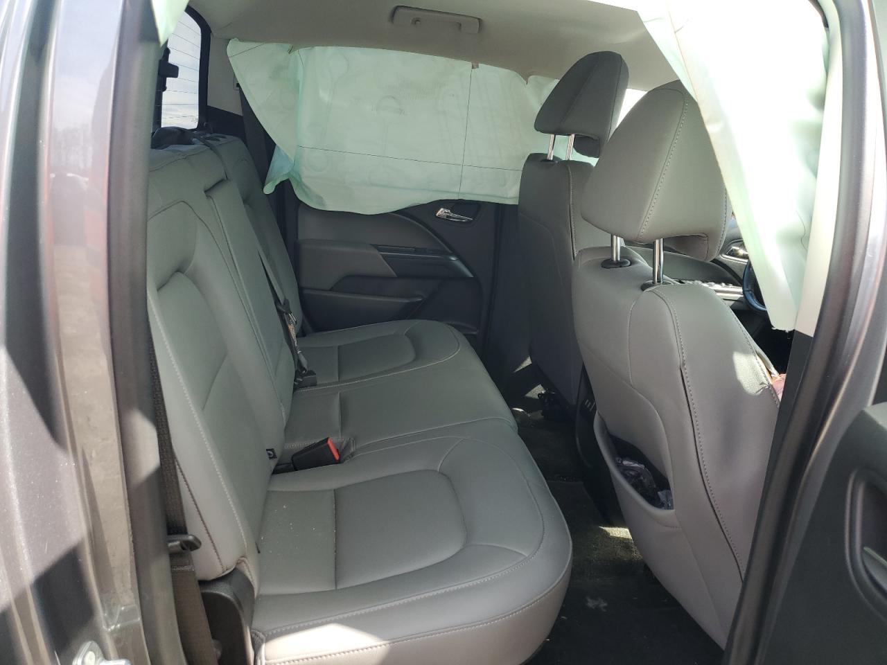 1GCGTCEN6J1182732 2018 Chevrolet Colorado Lt