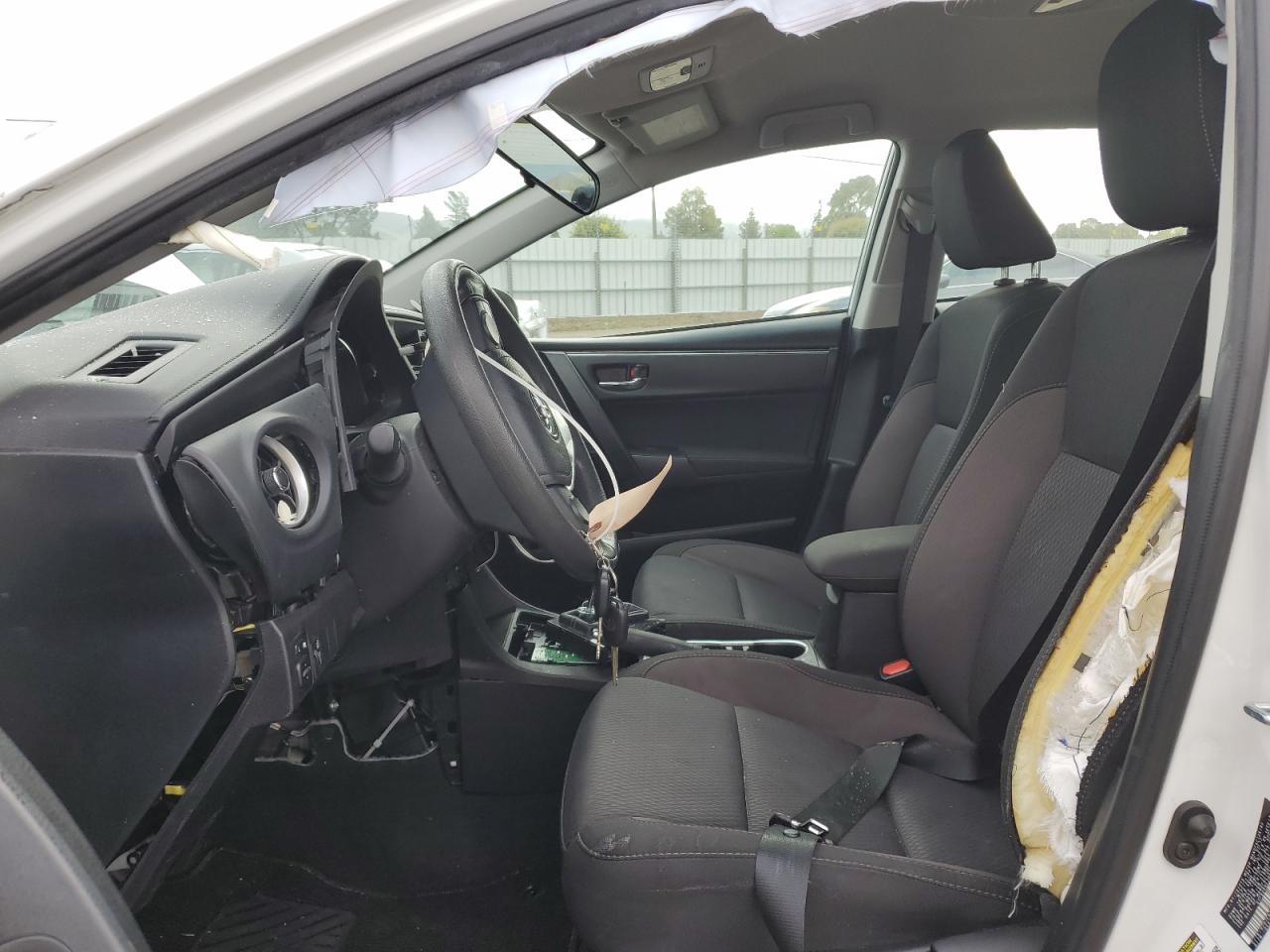 5YFBURHE2HP724209 2017 Toyota Corolla L