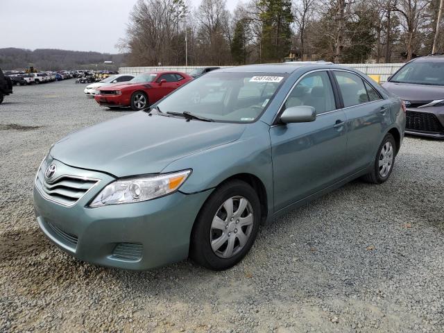 Lot #2452354223 2010 TOYOTA CAMRY BASE salvage car