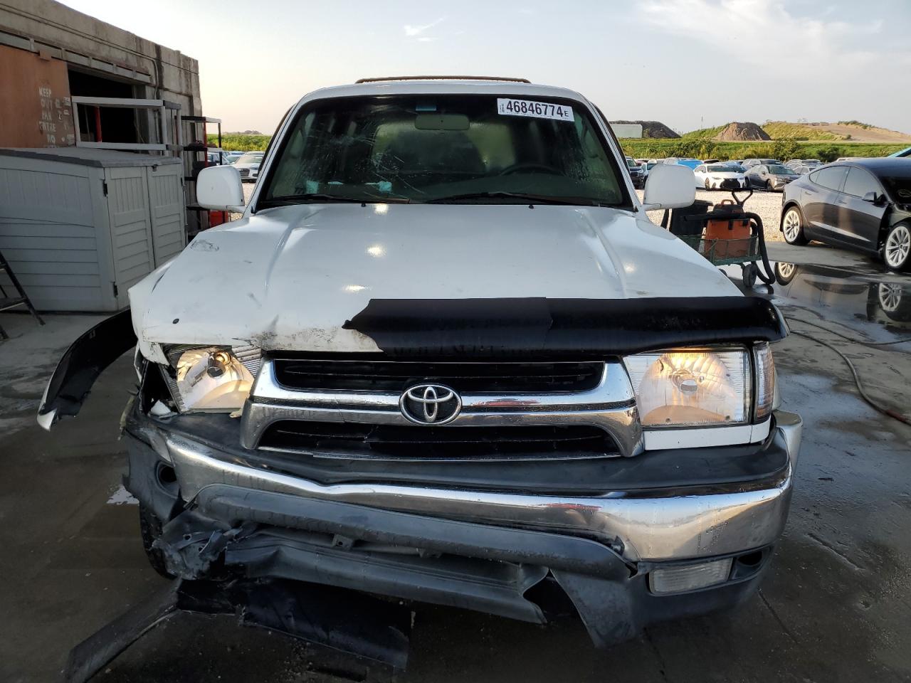 JT3GN86R520221492 2002 Toyota 4Runner Sr5