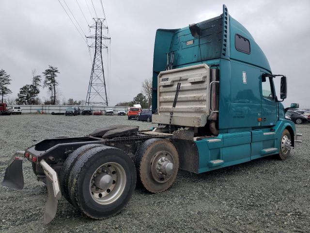 Lot #2486950386 2007 VOLVO VN VNL salvage car