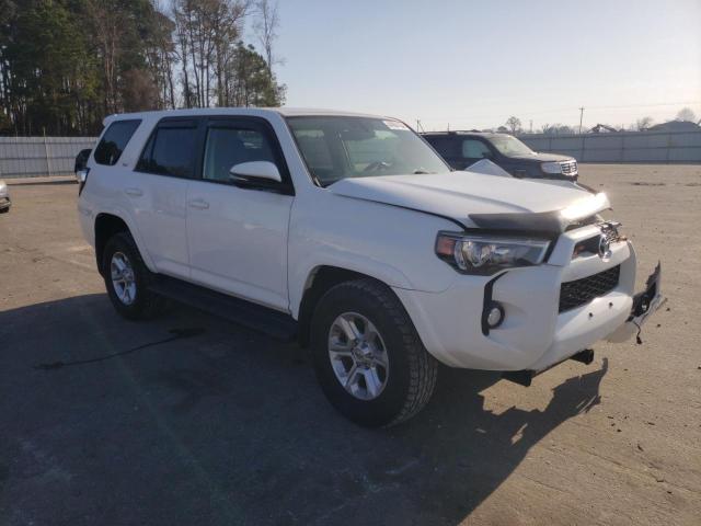 JTEBU5JR5K5679658 Toyota 4runner Sr5 2019