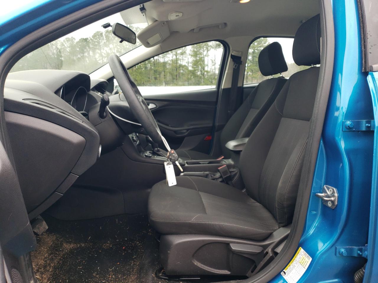 1FADP3K2XFL228596 2015 Ford Focus Se