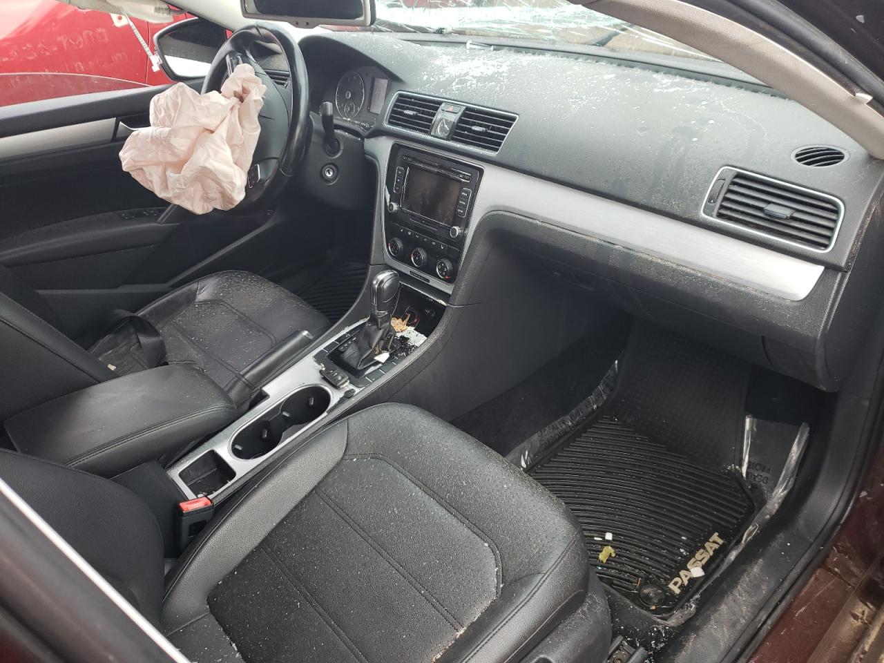 1VWBP7A36DC118240 2013 Volkswagen Passat Se