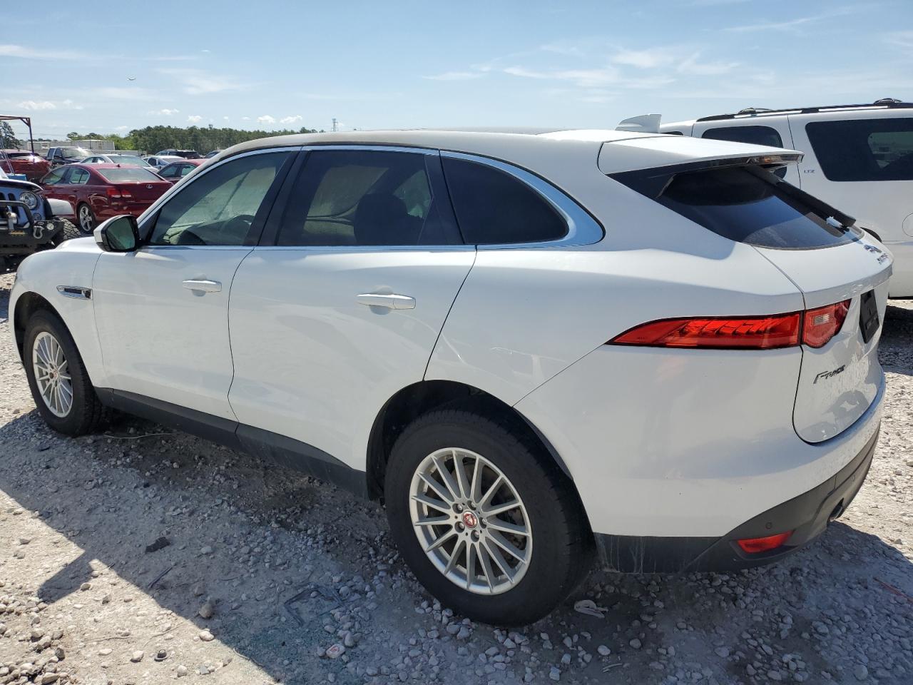 SADCS2FX8KA392511 2019 Jaguar F-Pace