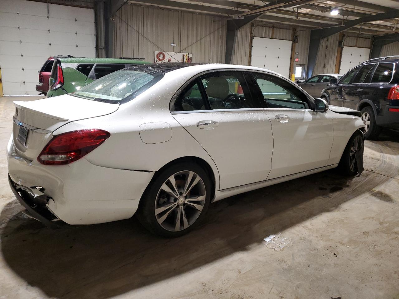 55SWF4JB7GU105564 2016 Mercedes-Benz C 300