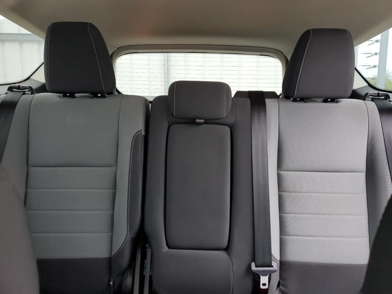 1FMCU9GX0GUA39095 2016 Ford Escape Se