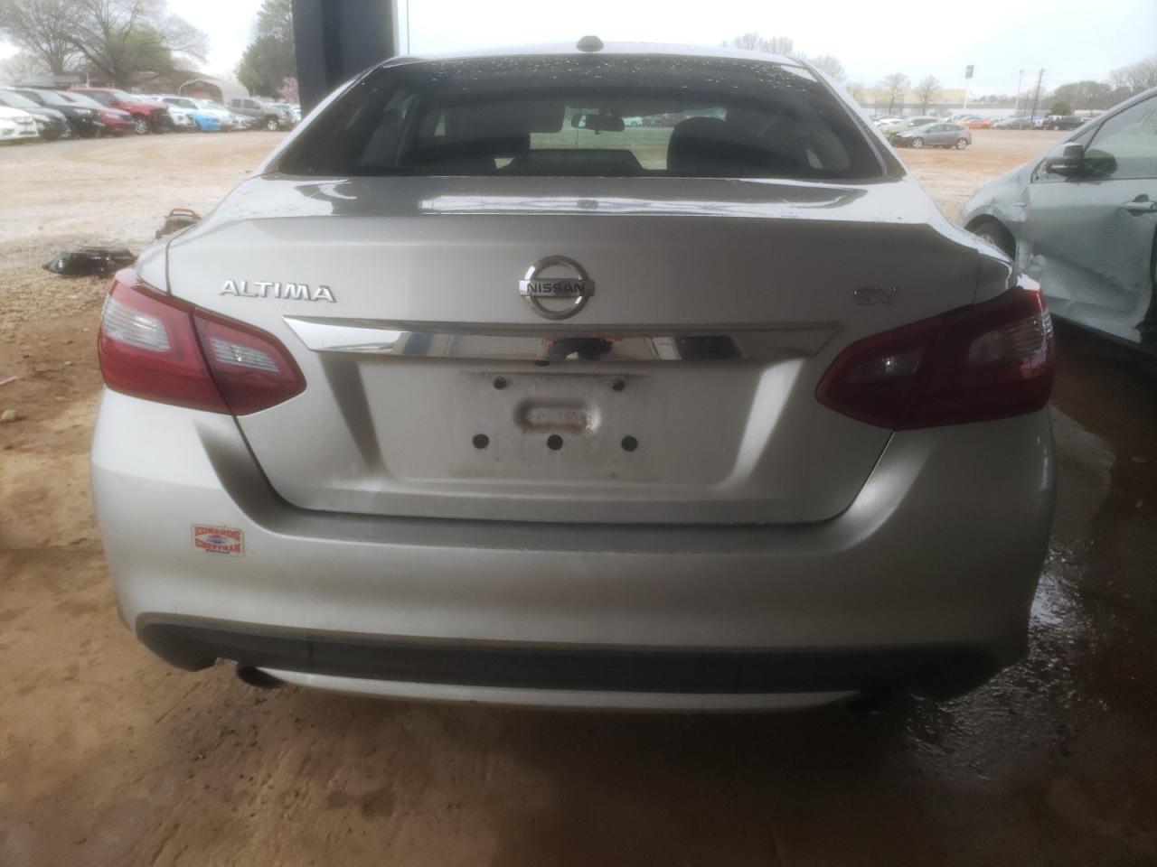 2018 Nissan Altima 2.5 vin: 1N4AL3AP4JC247245