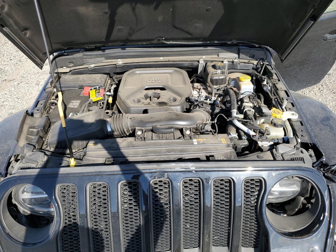 1C4HJXEN9MW777082 2021 Jeep Wrangler Unlimited Sahara