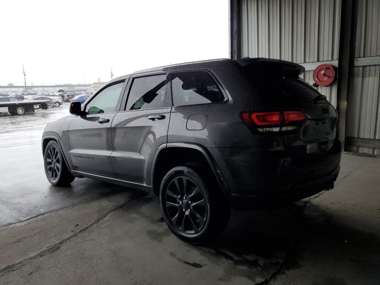 1C4RJEAG4KC710808 2019 Jeep Grand Cherokee Laredo