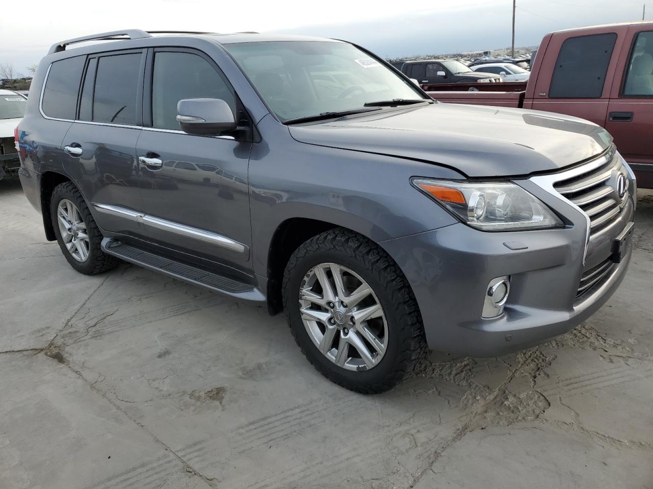 JTJHY7AX7D4102861 2013 Lexus Lx 570