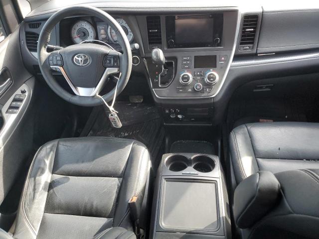 2017 TOYOTA SIENNA SE 5TDXZ3DC2HS814377