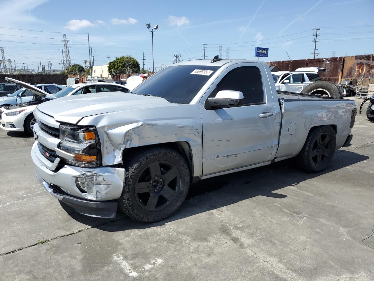 1GCNKREH4HZ404459 2017 Chevrolet Silverado K1500 Lt