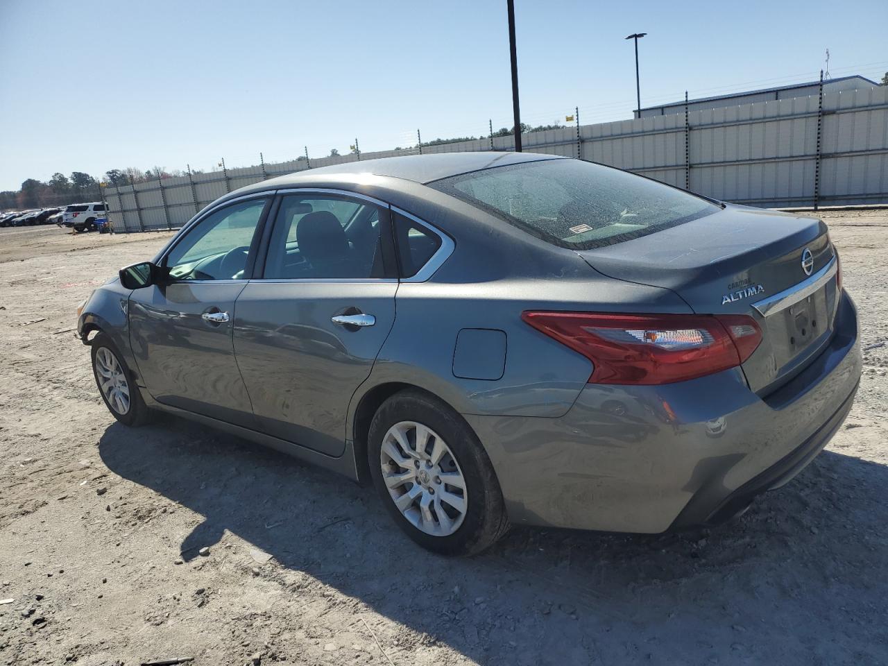 1N4AL3AP7JC205779 2018 Nissan Altima 2.5