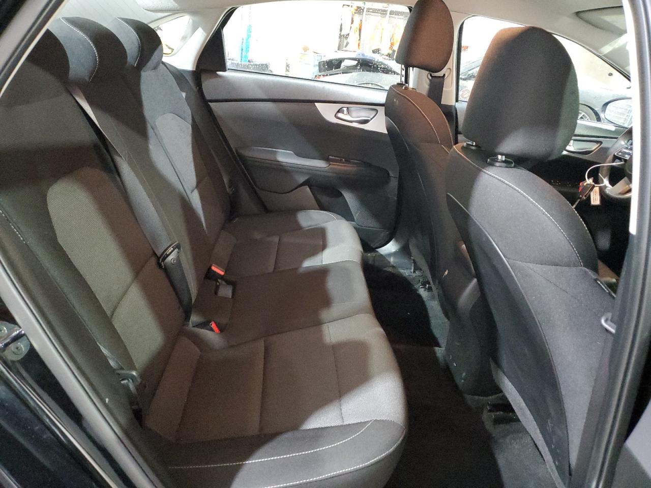 3KPF24AD8PE575008 2023 Kia Forte Lx