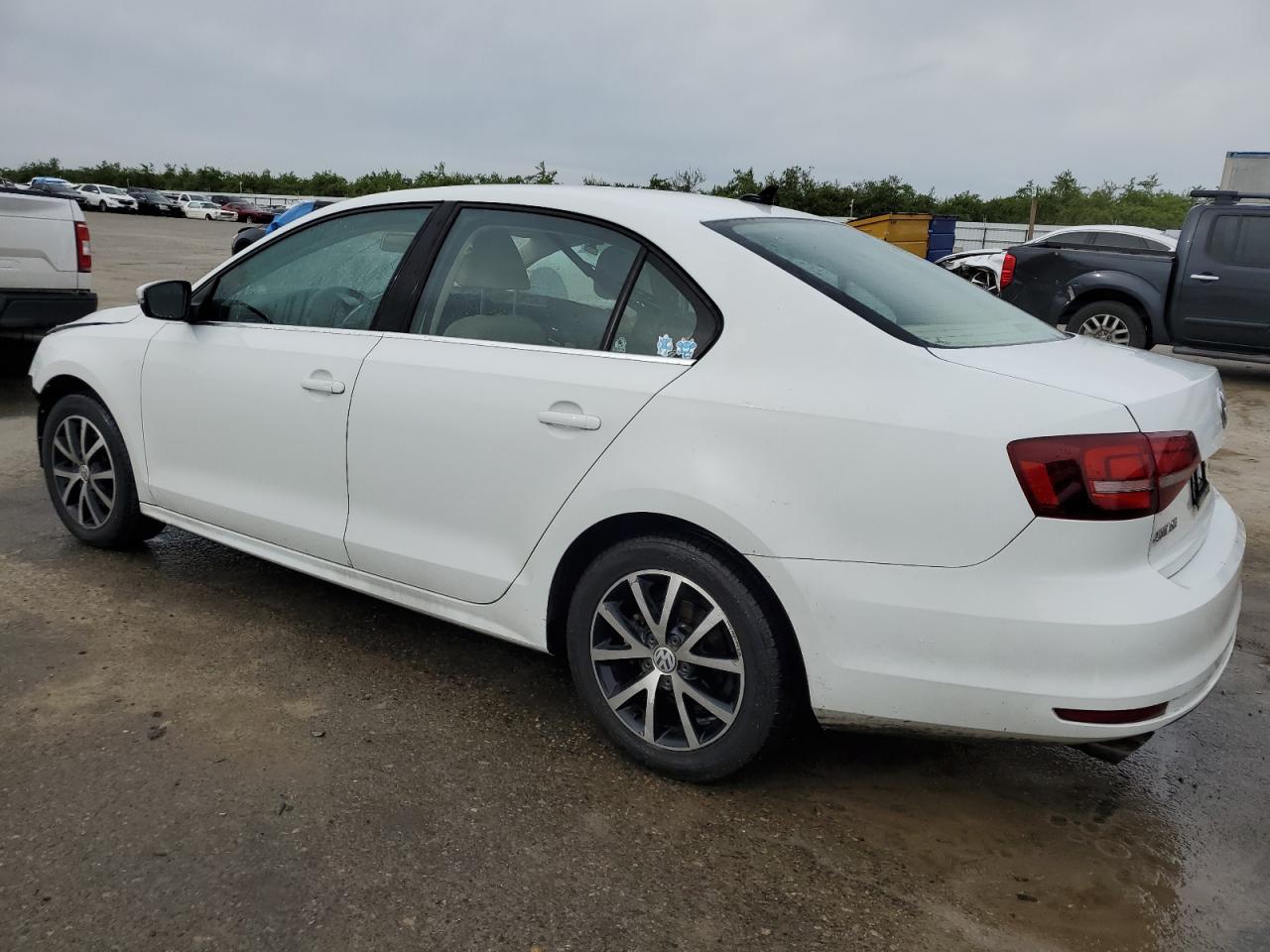 3VWDB7AJ5HM410617 2017 Volkswagen Jetta Se