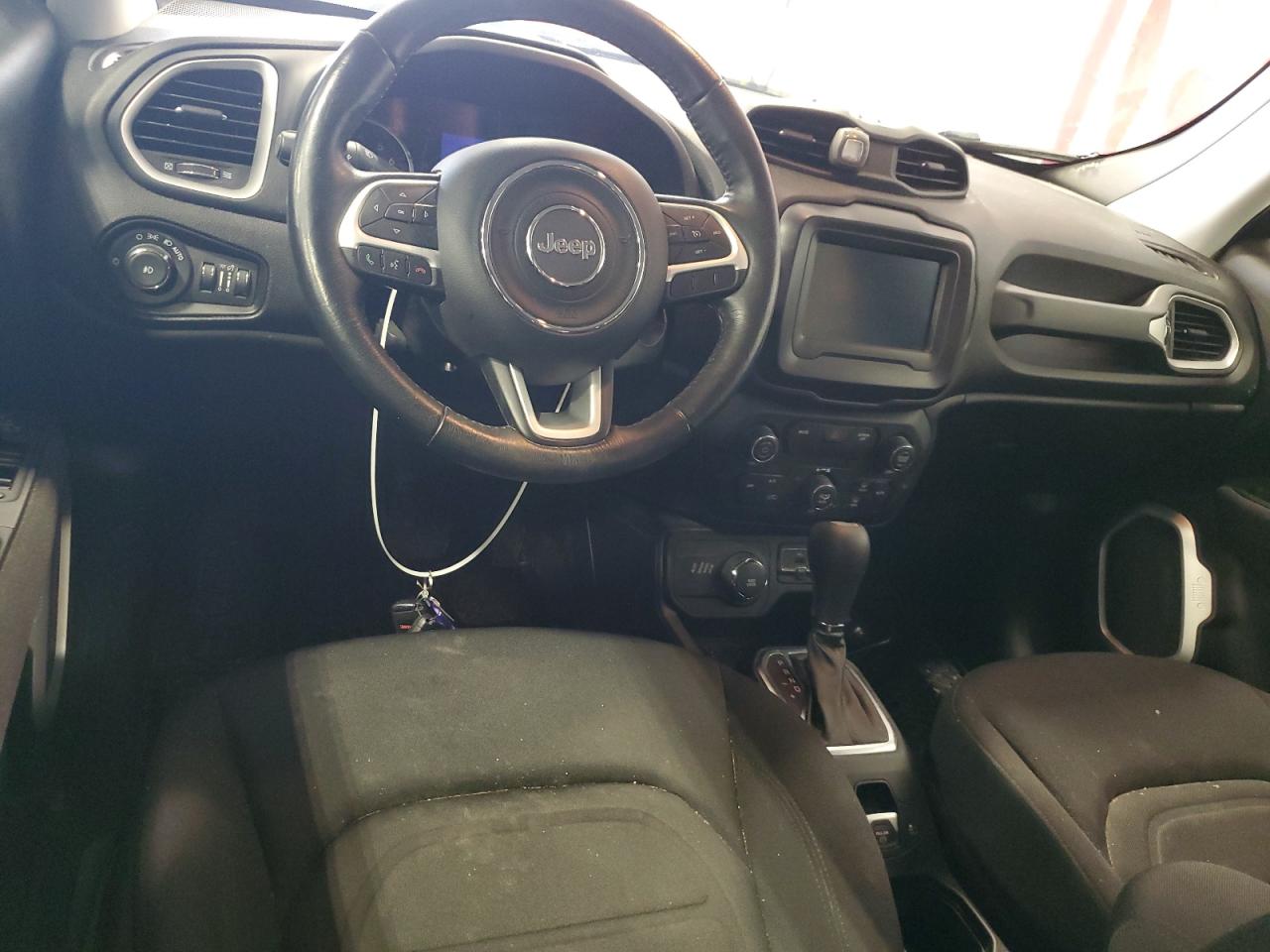 ZACCJBBB4JPJ32806 2018 Jeep Renegade Latitude