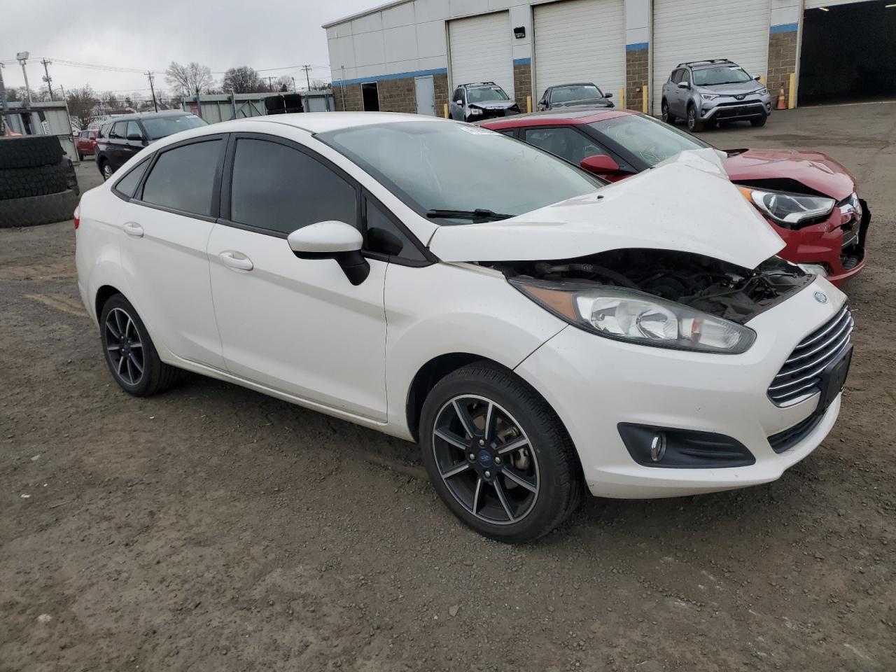 3FADP4BJ9JM130485 2018 Ford Fiesta Se