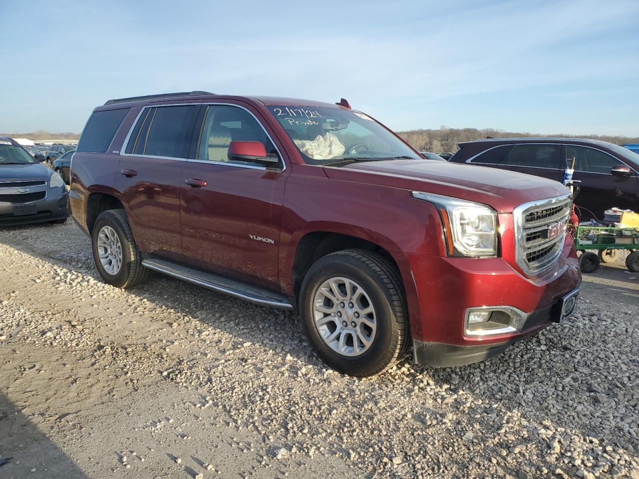 2017 GMC Yukon Sle vin: 1GKS1AKC5HR324012