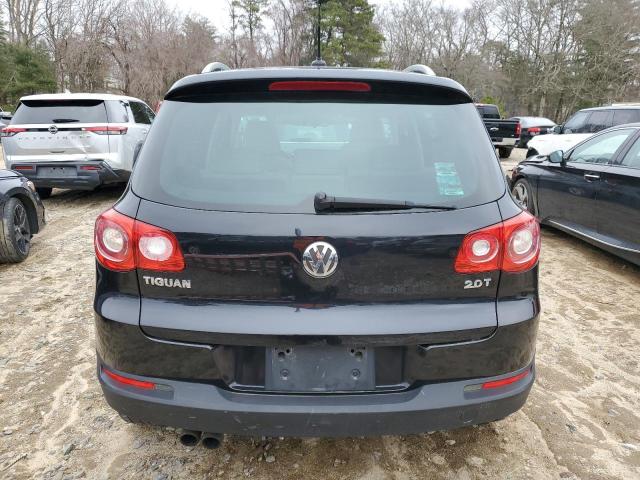 Lot #2424900849 2010 VOLKSWAGEN TIGUAN S salvage car