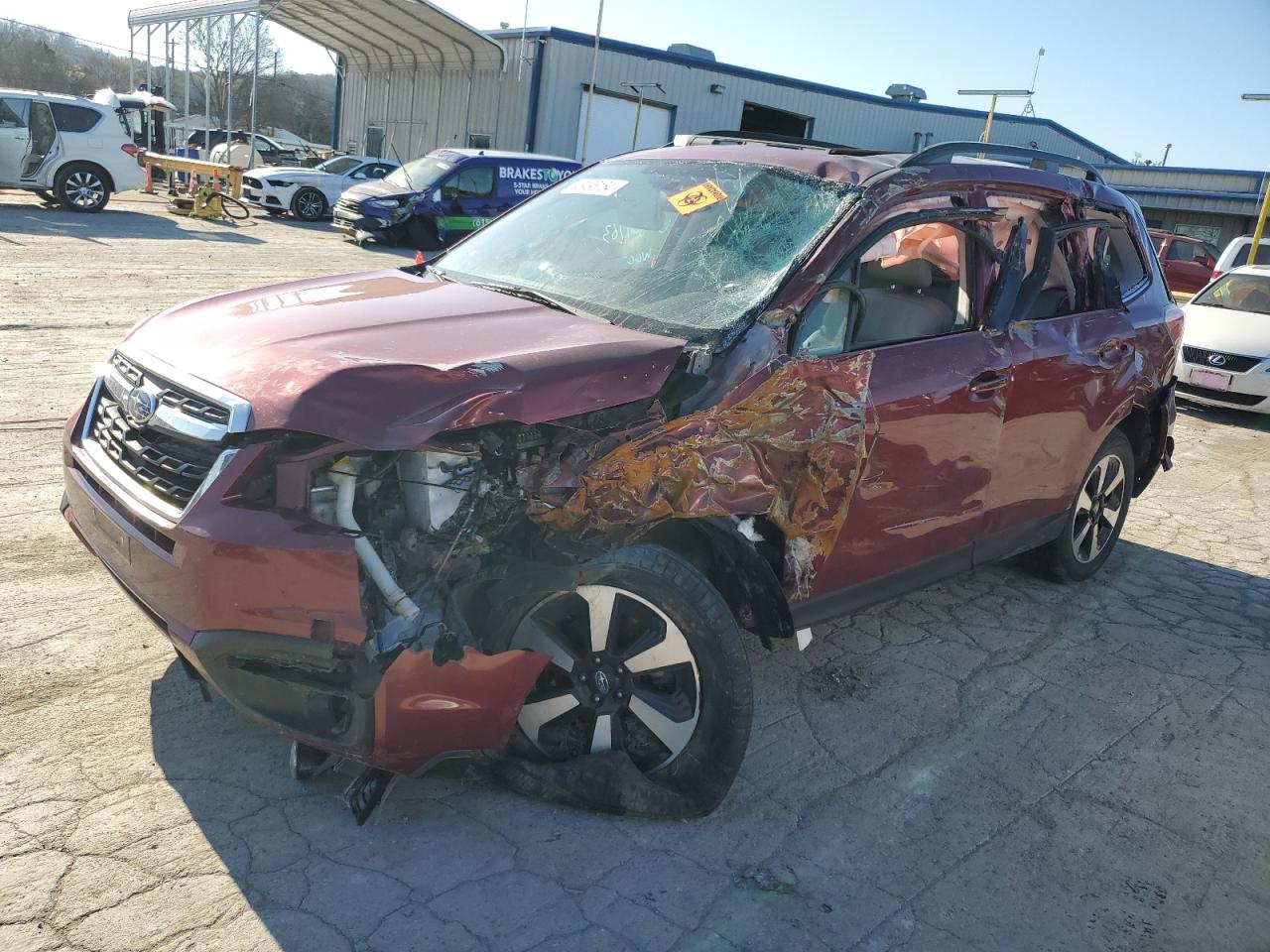 2018 Subaru Forester 2.5I Limited vin: JF2SJARCXJH607763