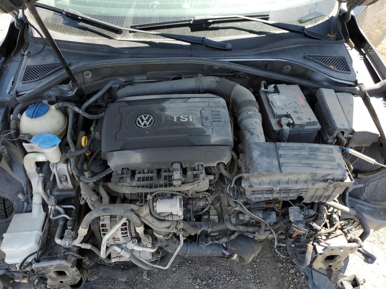 1VWAS7A33FC011949 2015 Volkswagen Passat S