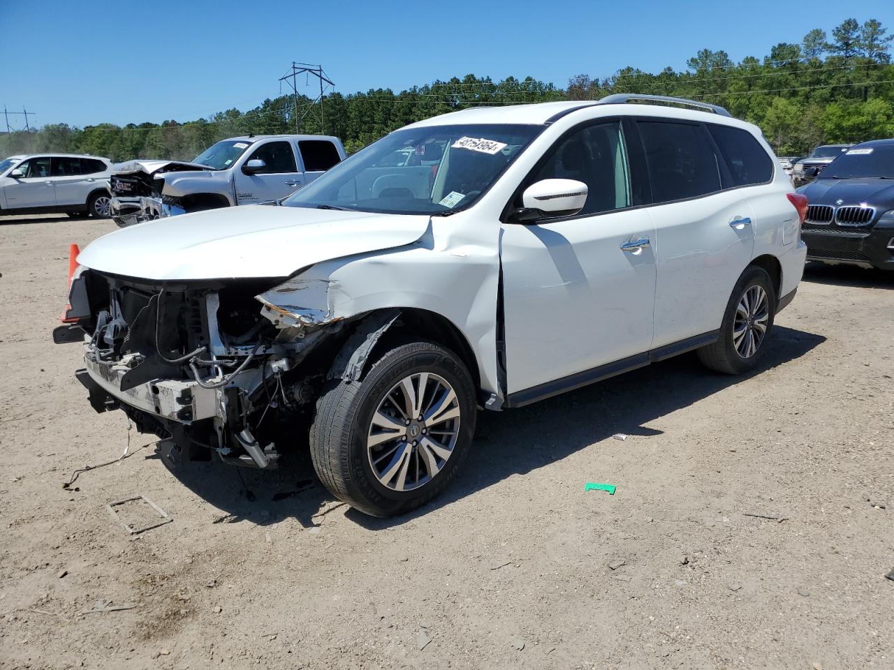 Lot #2654896213 2017 NISSAN PATHFINDER