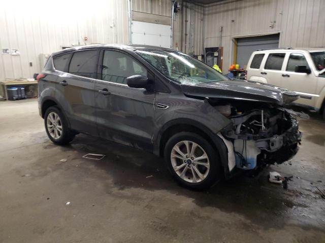 2019 FORD ESCAPE SE - 1FMCU9GD1KUA08579