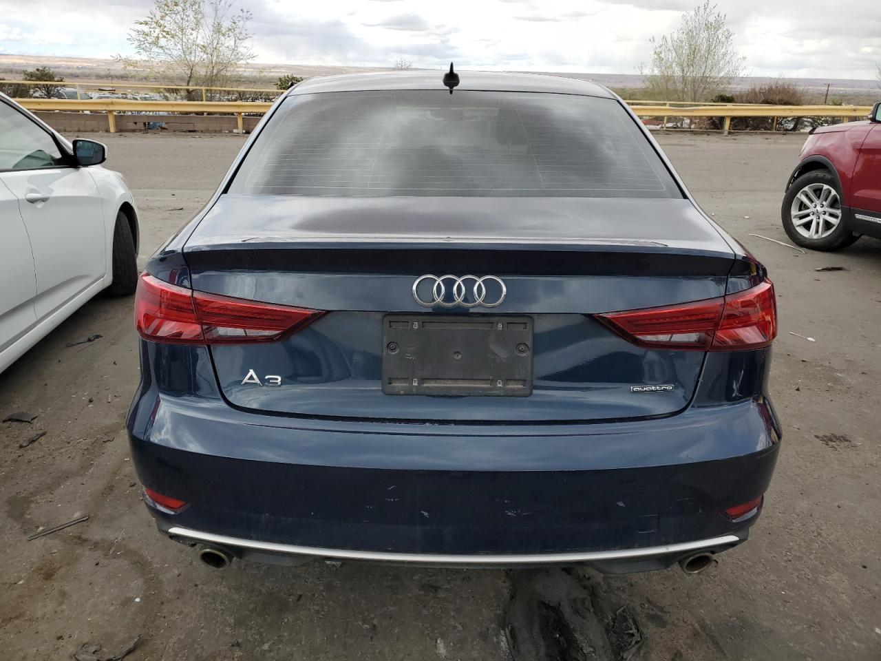 2019 Audi A3 Premium vin: WAUBEGFF3KA113773