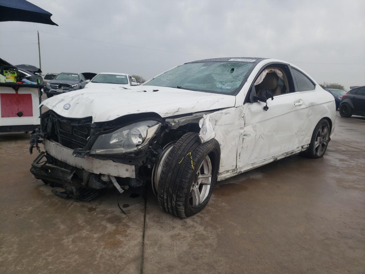 WDDGJ4HB2FG363916 2015 Mercedes-Benz C 250