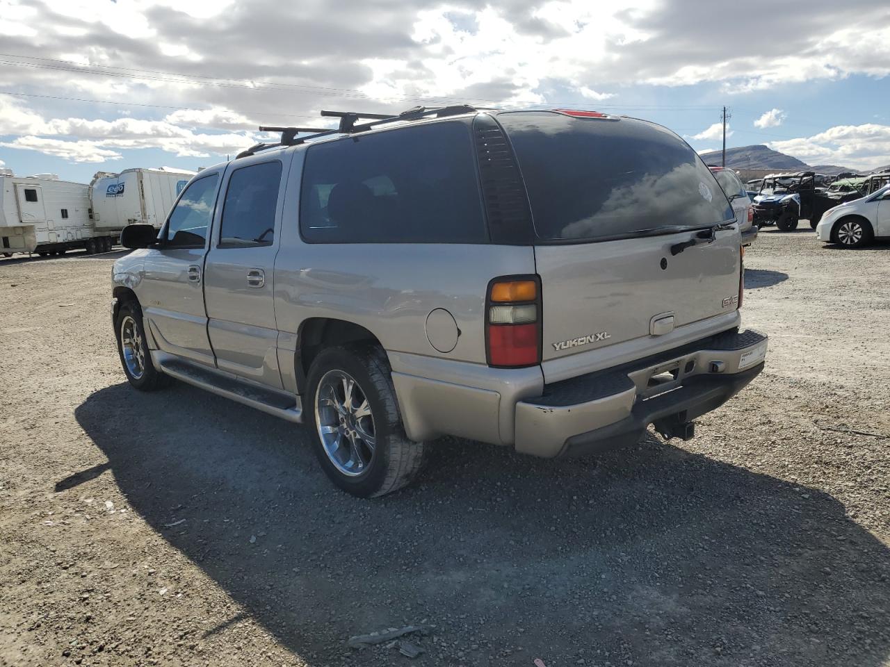 1GKFK66U64J286989 2004 GMC Yukon Xl Denali