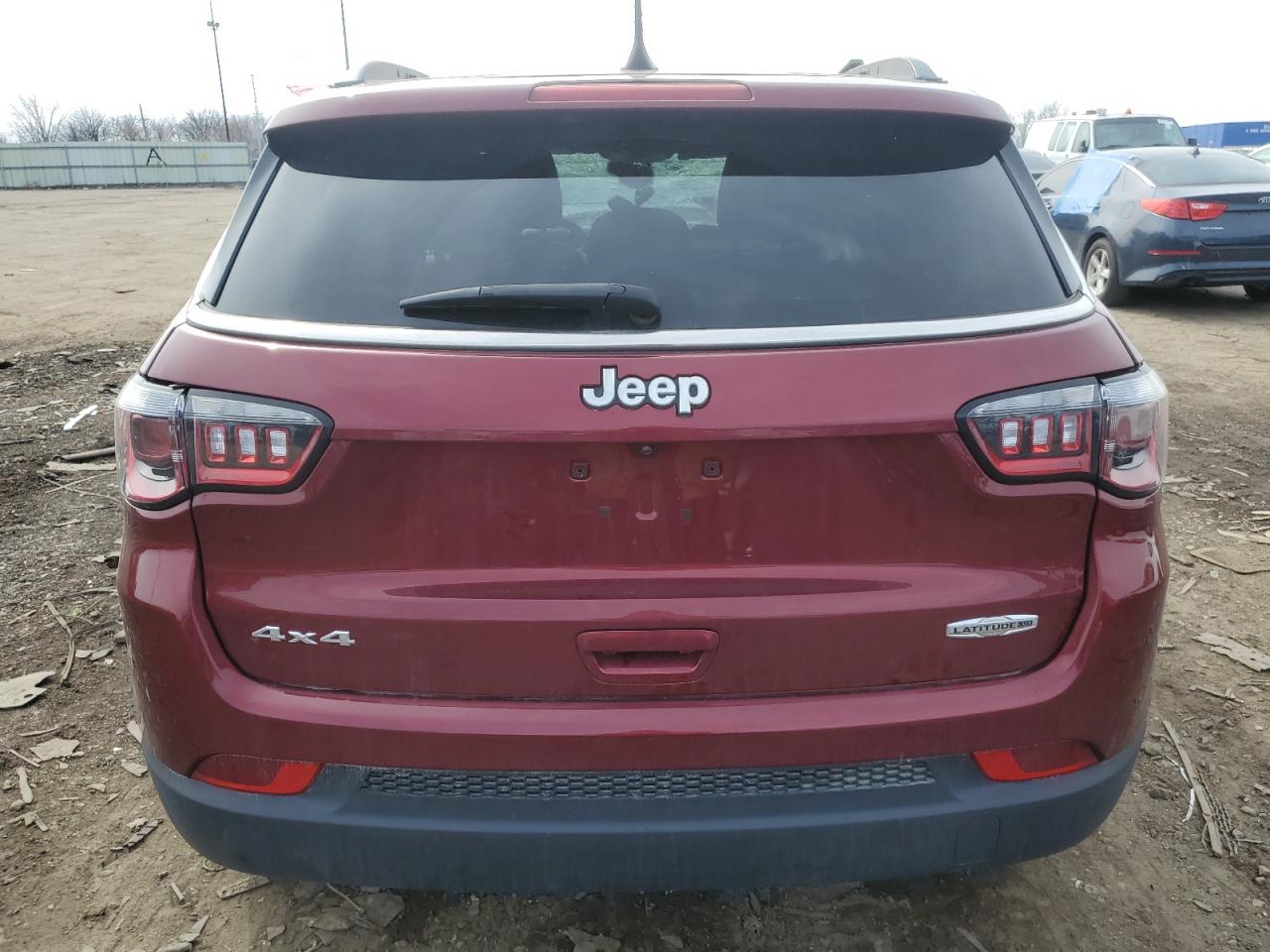 2022 Jeep Compass Latitude Lux vin: 3C4NJDFB8NT175979