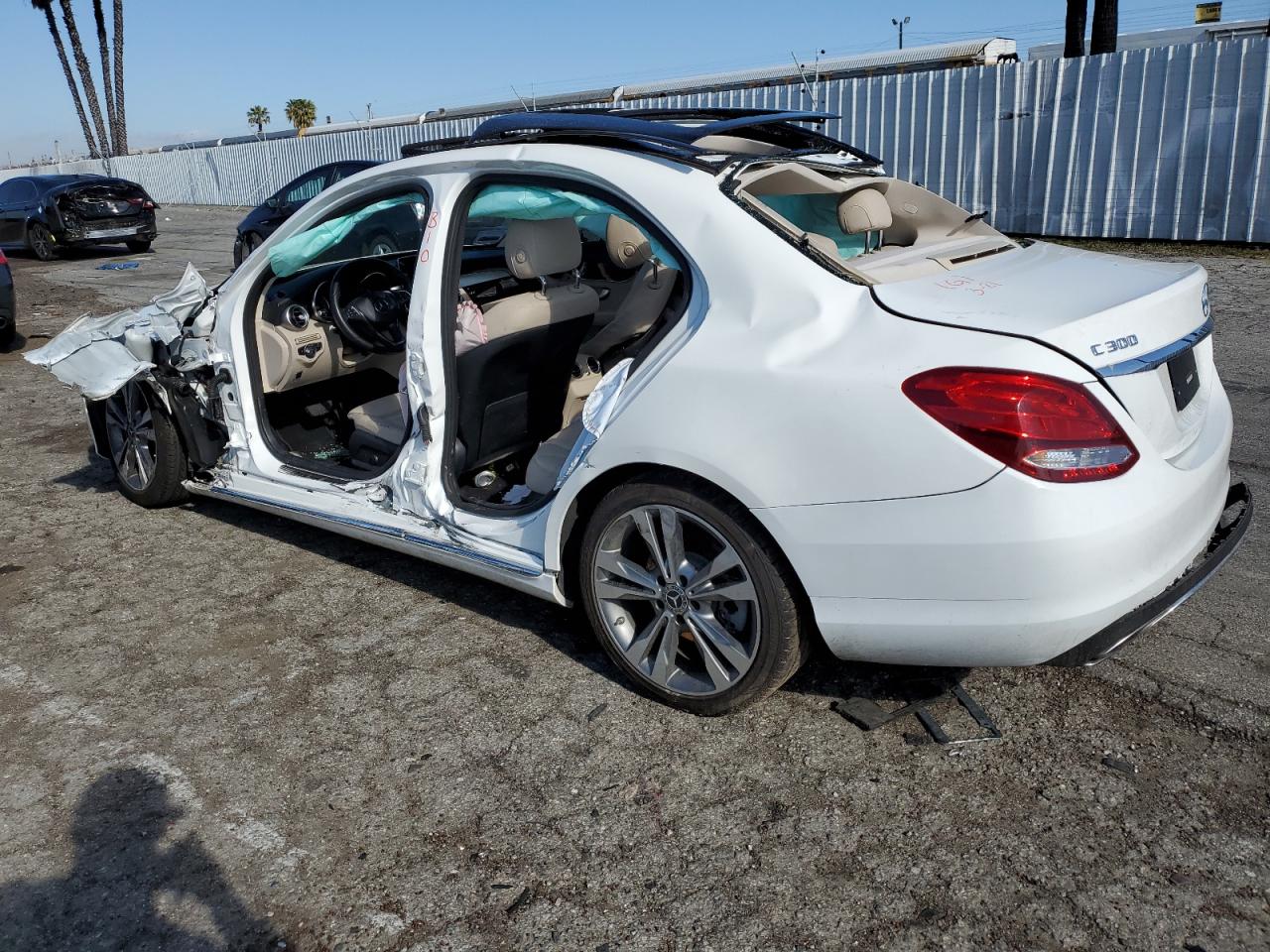 55SWF4JB4HU224867 2017 Mercedes-Benz C 300