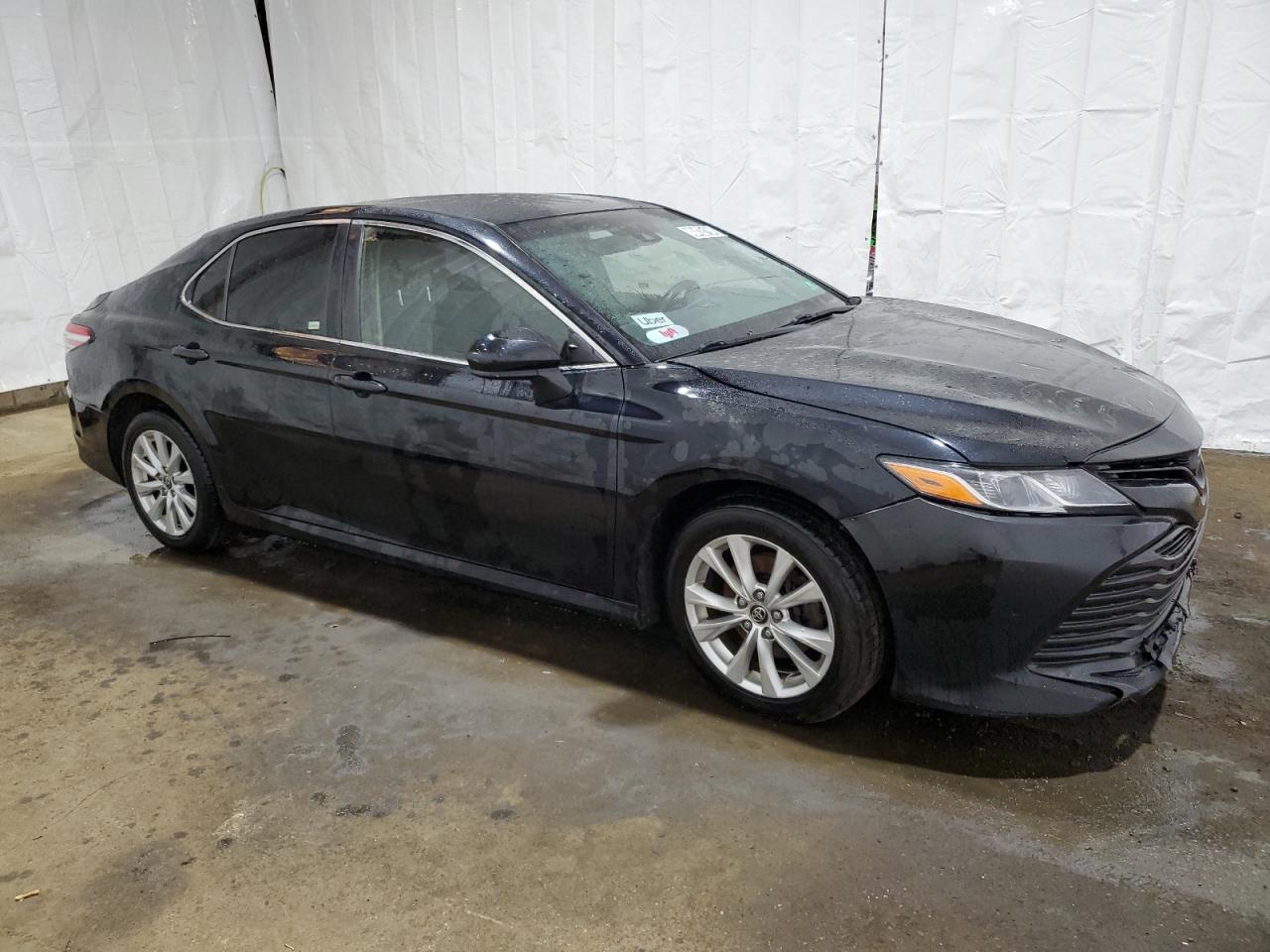 JTNB11HK2J3009733 2018 Toyota Camry L