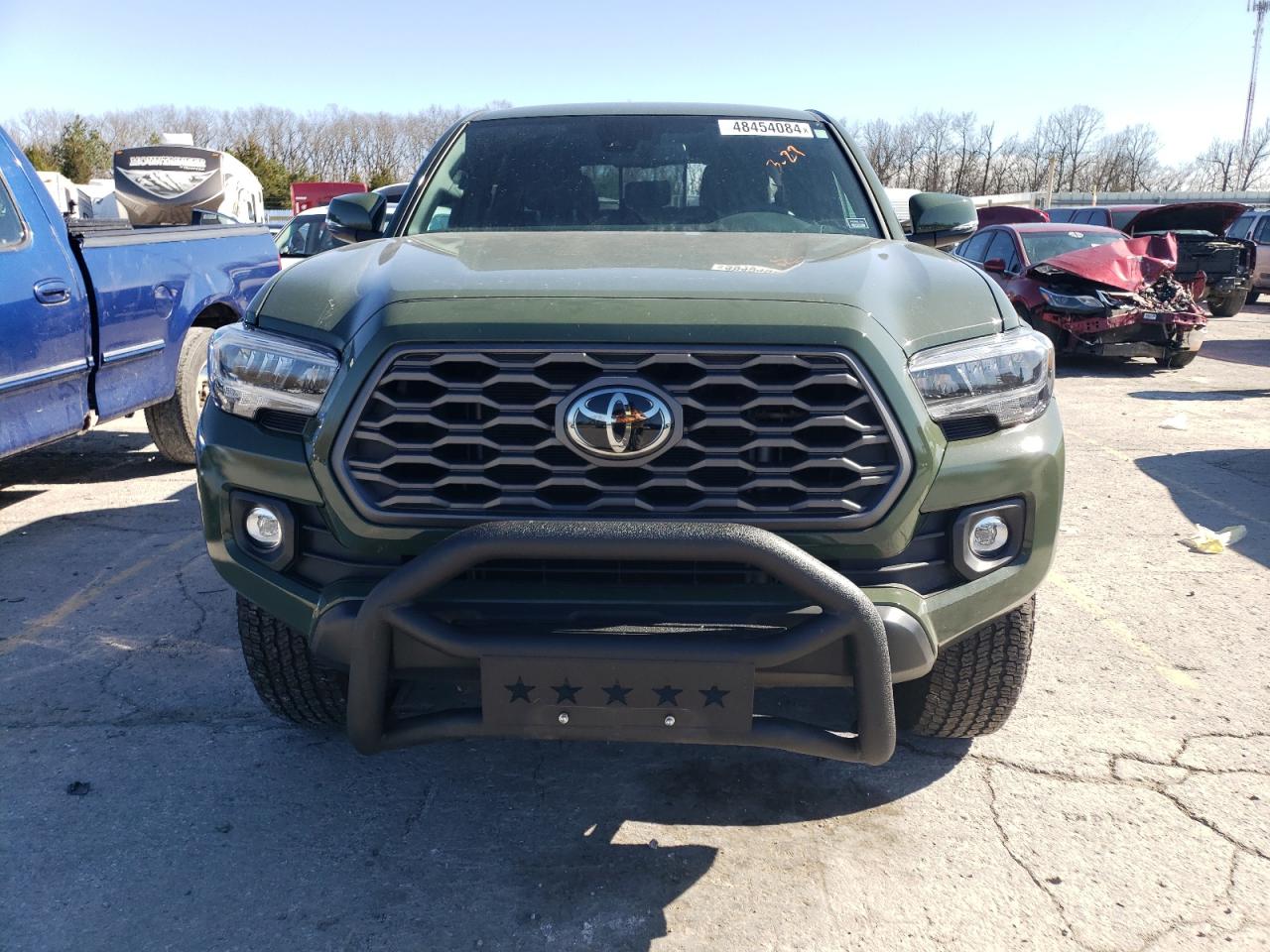 2022 Toyota Tacoma Double Cab vin: 3TMCZ5AN3NM495583