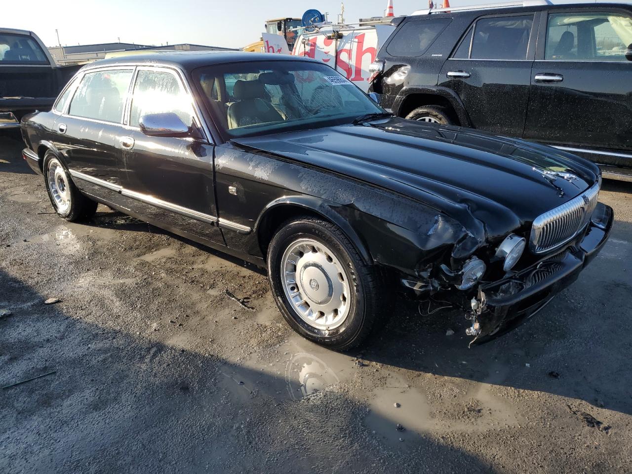 sajda24c6ylf20068 SAJDA24C6YLF20068 2000 Jaguar Vandenplas