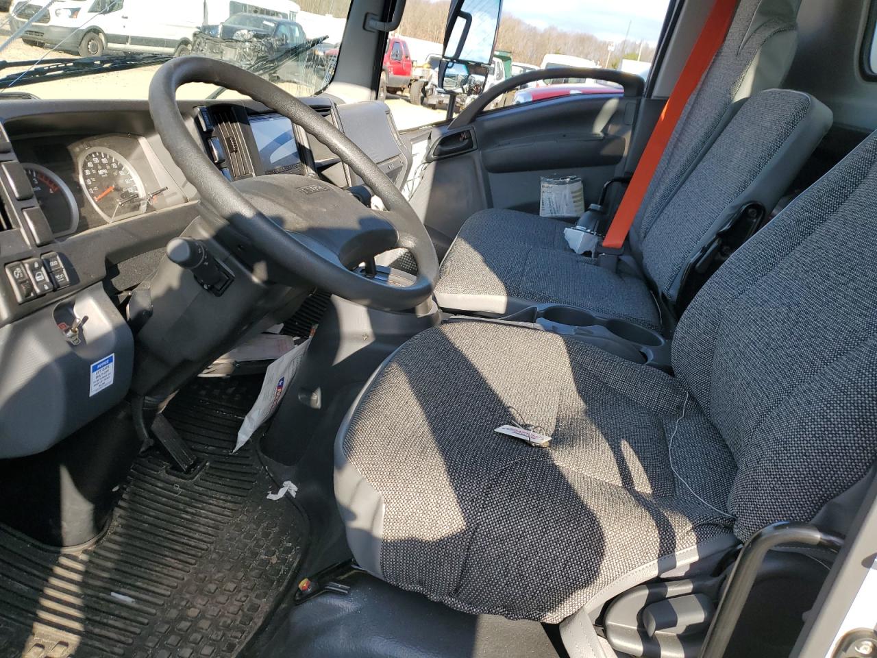 JALE5W168P7305145 2023 Isuzu Nrr