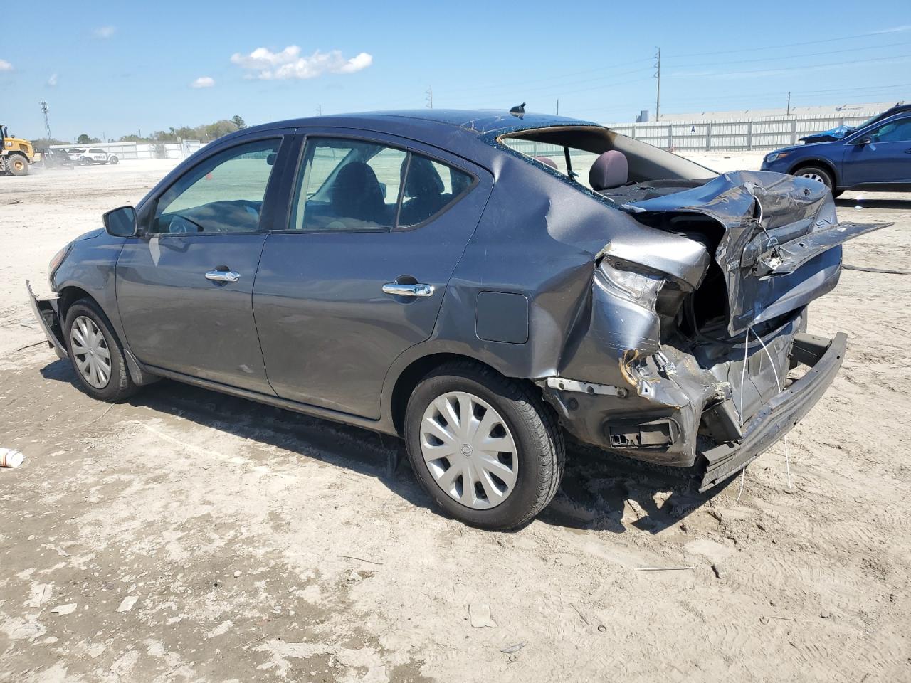 3N1CN7AP5HL832776 2017 Nissan Versa S