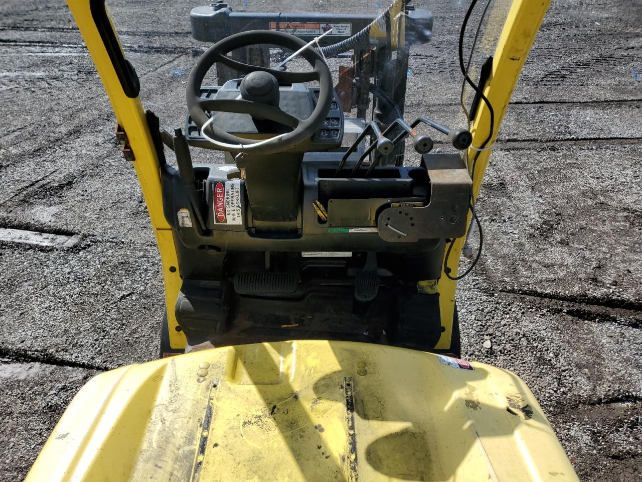 Lot #3242791987 2011 HYST FORKLIFT