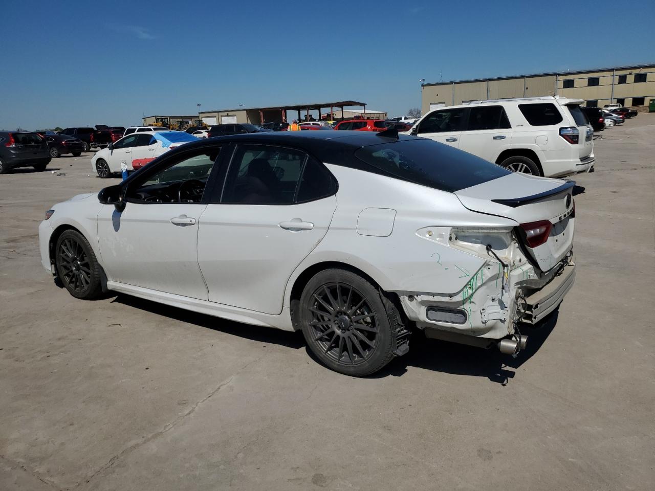 4T1BZ1HK0JU014710 2018 Toyota Camry Xse