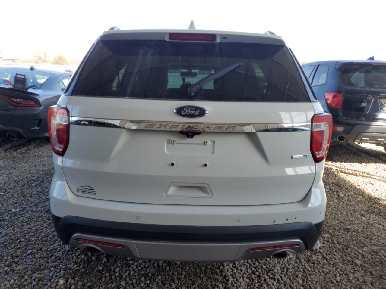 1FM5K8D83GGC21863 2016 Ford Explorer Xlt