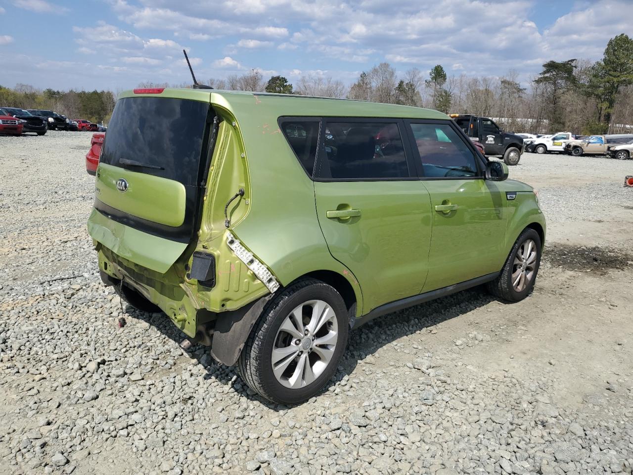 KNDJP3A52F7785858 2015 Kia Soul +