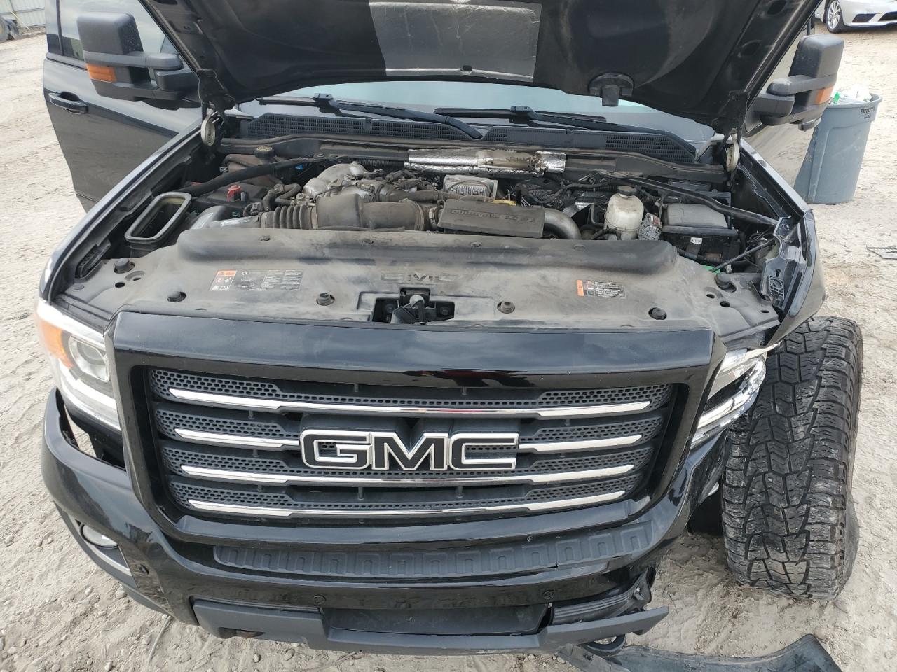 1GT12REY5KF100306 2019 GMC Sierra K2500 Slt