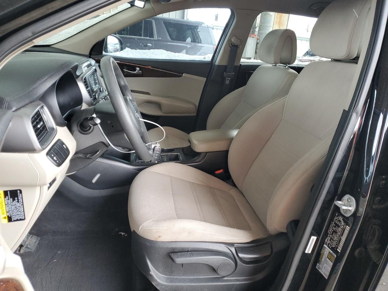 5XYPGDA32GG025545 2016 Kia Sorento Lx