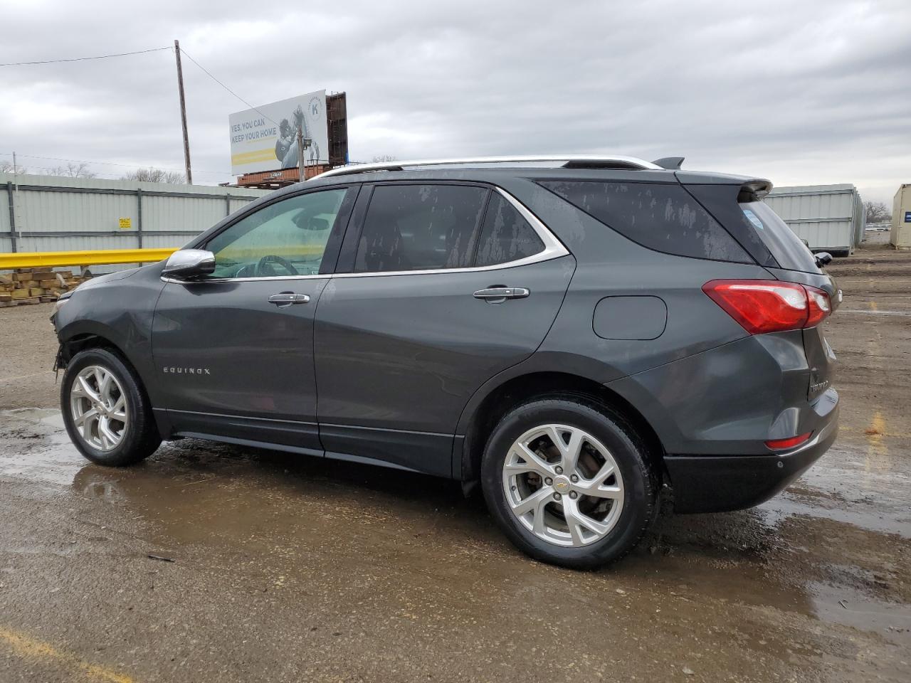 2GNAXVEV3J6191172 2018 Chevrolet Equinox Premier