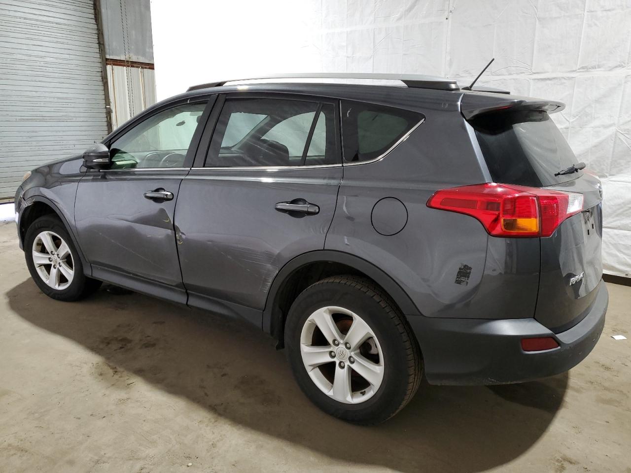 JTMRFREV1DD038981 2013 Toyota Rav4 Xle