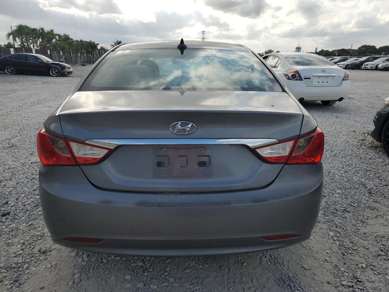 5NPEB4AC7BH242435 2011 Hyundai Sonata Gls