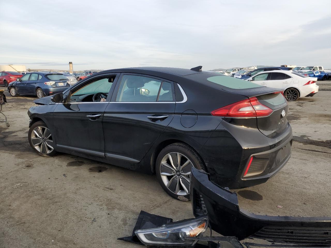 VIN: KMHC85LC5JU101517 2018 HYUNDAI IONIQ