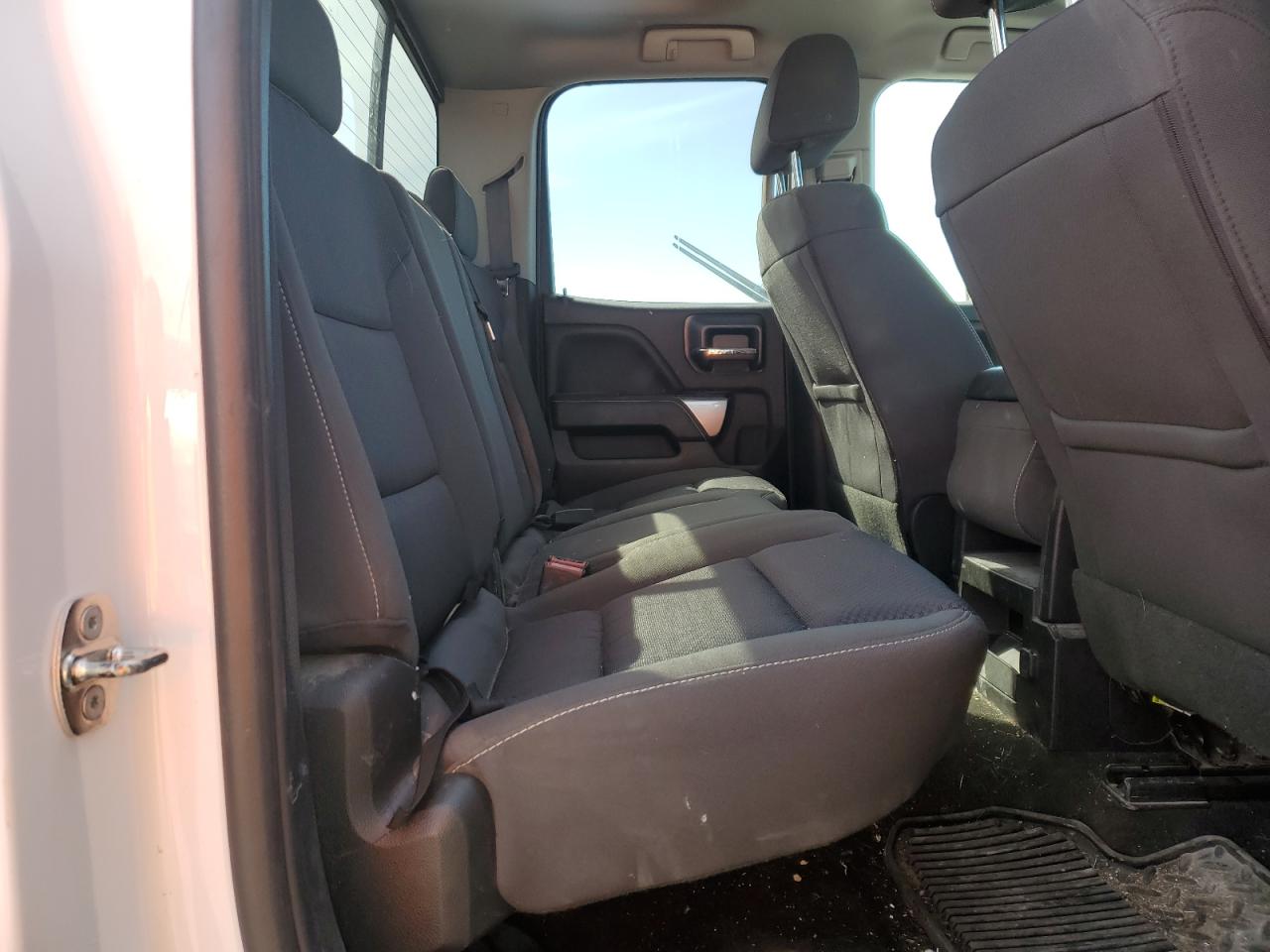 1GCVKREC7JZ360340 2018 Chevrolet Silverado K1500 Lt